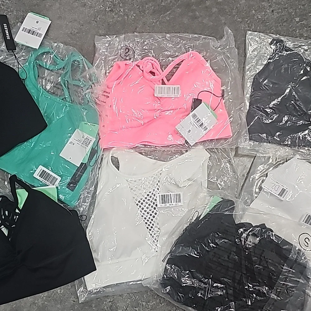 New w/tags 9x Forever 21 Assorted Sports Bras in Size S